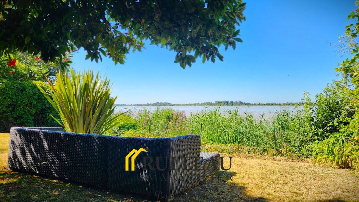 Maison à vendre, 205m², BAYON SUR GIRONDE