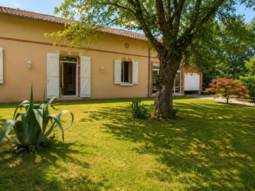 Maison à vendre 1 250 000 € 8 pièces 4 chambres 230 m² 1 111 m² de terrain La Terrasse Toulouse 31500