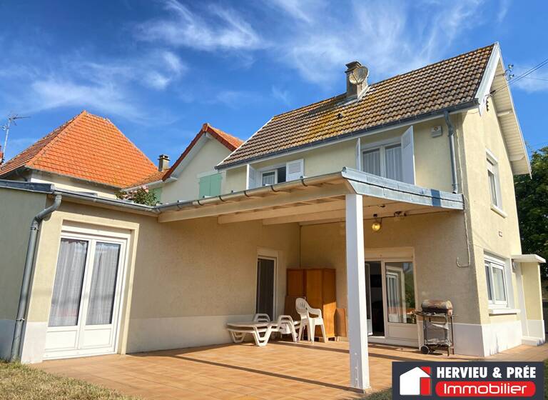 Maison à vendre 358 700 € 5 pièces 3<br/>chambres 80 m²<br/>superficie 328 m²<br/>terrain Courseulles sur Mer 14470