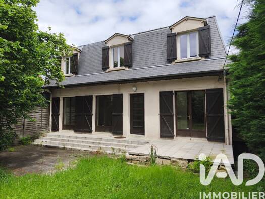 Maison à vendre 334 500 € 4 pièces 2 chambres 85 m² 391 m² de terrain Haute Île Neuilly-sur-Marne 93330