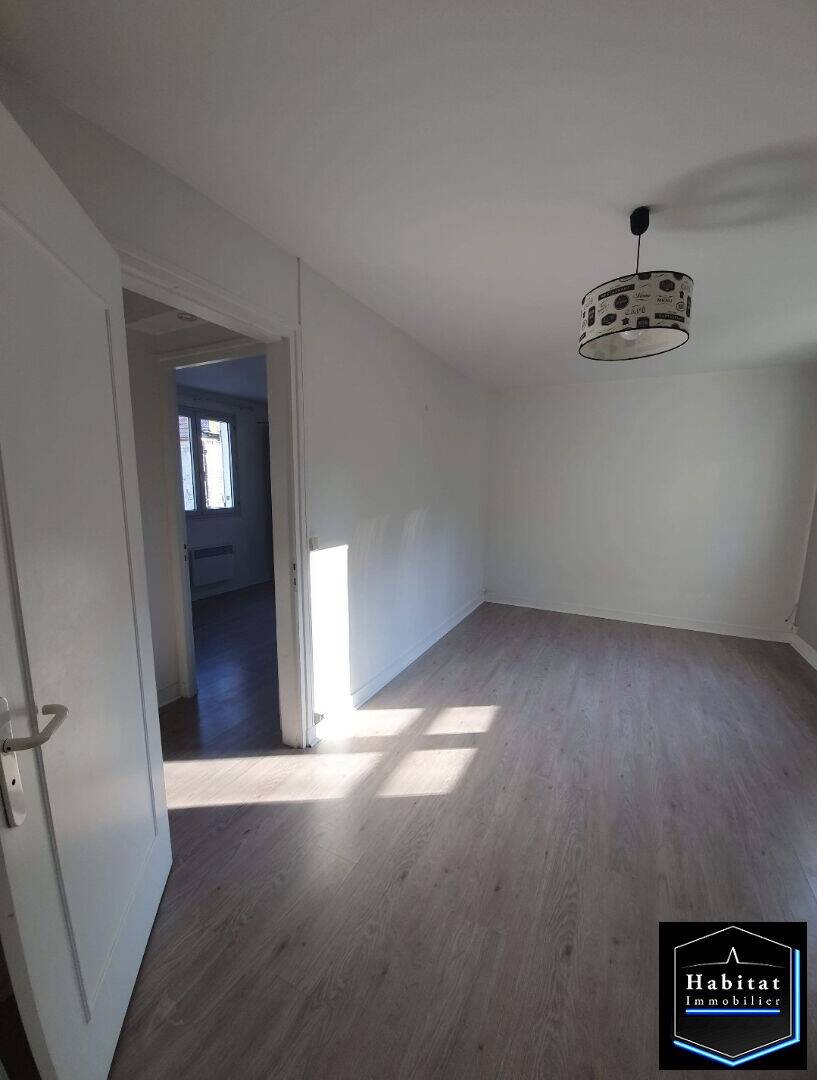 Maison à louer, 38m², NANTEUIL LE HAUDOUIN