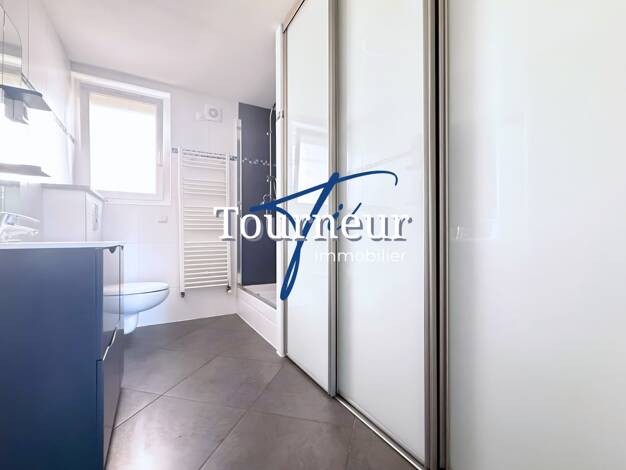 Appartement à vendre 399 000 € 3 pièces 2 chambres 76 m² RDC/3 Tante Victoire Six Fours les Plages 83140