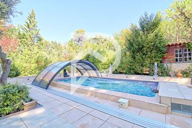 Villa à vendre 650 000 € 8 pièces 4 chambres 180 m² 5 028 m² de terrain Jouques 13490