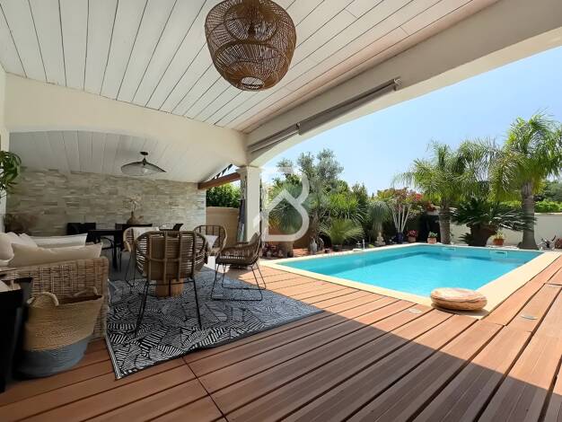 Maison de plain-pied à vendre 749 000 € 5 pièces 3 chambres 140 m² 700 m² de terrain Quartir Nord Mauguio 34130