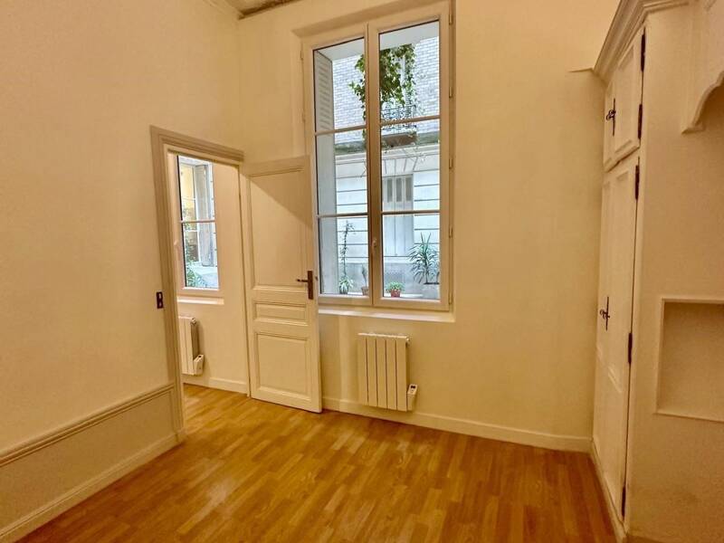 Maison à louer, 52m², PARIS 11E
