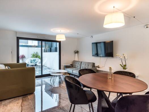 Appartement à vendre - Première occupation 304 000 € 3 pièces 2 chambres 59 m² RDC Sud Est Basse-Goulaine 44115
