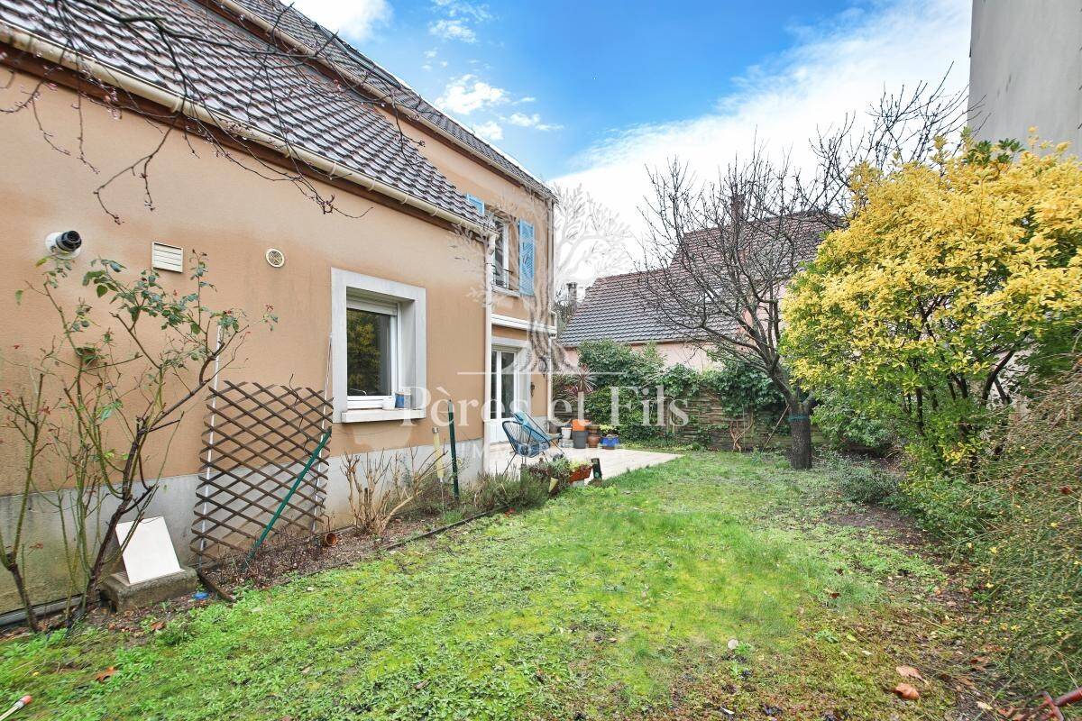 Maison à vendre, 120m², NANTERRE