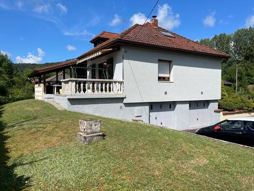 Maison à vendre 209 600 € 5 pièces 4 chambres 136 m² 1 000 m² de terrain Bourguignon 25150