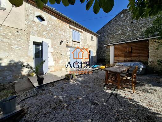 Maison à vendre 258 500 € 4 pièces 3 chambres 179,9 m² 3 147 m² de terrain Saint-Michel 82340