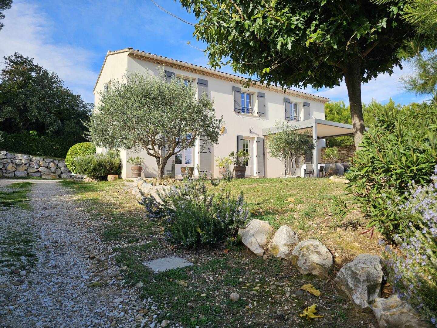 Maison à vendre, 187m², CHATEAUNEUF DE GADAGNE