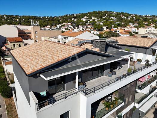 Appartement à vendre 1 042 000 € 4 pièces 3 chambres 115 m² Étage 4/4 La Corniche Sète 34200