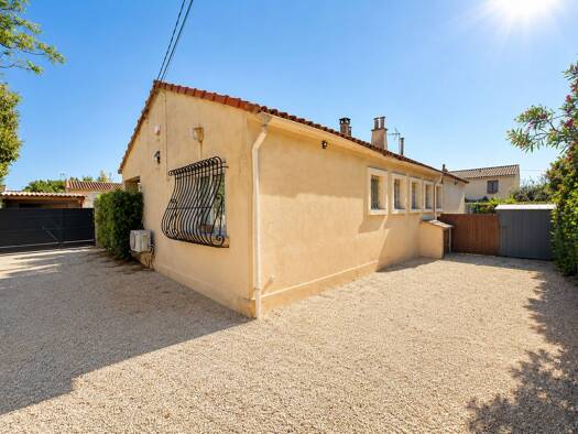 Maison à vendre 470 000 € 5 pièces 4 chambres 91 m² 429 m² de terrain Pélissanne 13330