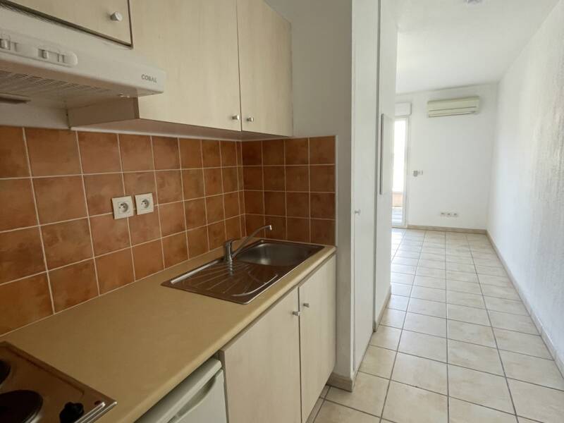 Maison à vendre, 24m², PLAN D'AUPS SAINTE BAUME