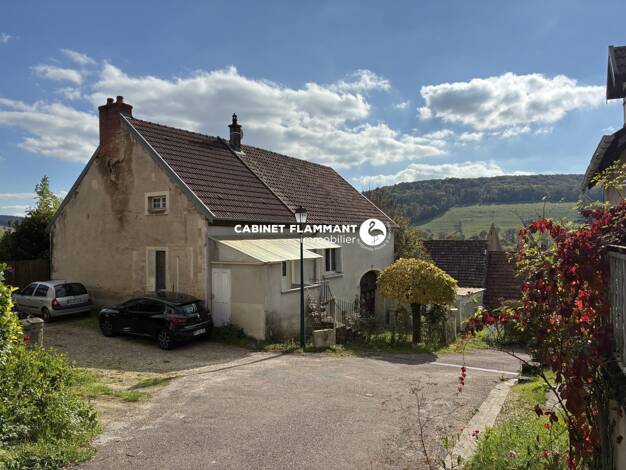 Maison à vendre 92 500 € 6 pièces 4 chambres 103 m² 1 076 m² de terrain Venarey-les-Laumes 21150