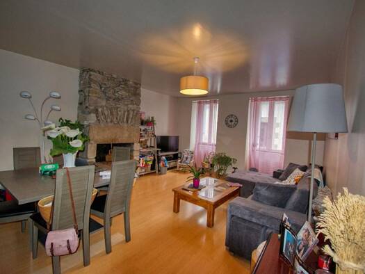 Appartement à vendre 164 324 € 2 pièces 1 chambre 64 m² Étage 1/2 Port-Louis 56290
