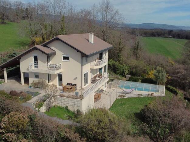 Maison à vendre 1 495 000 € 6 pièces 5 chambres 270 m² 1 550 m² de terrain Nord Ouest Divonne-les-Bains 01220