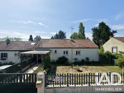 Maison de plain-pied à vendre 149 000 € 4 pièces 2 chambres 69,42 m² 825 m² de terrain Viroy A Amilly 45200