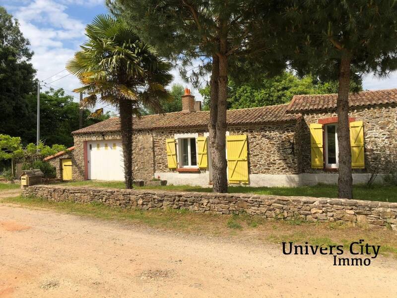 Maison à vendre, 90m², LE LANDREAU