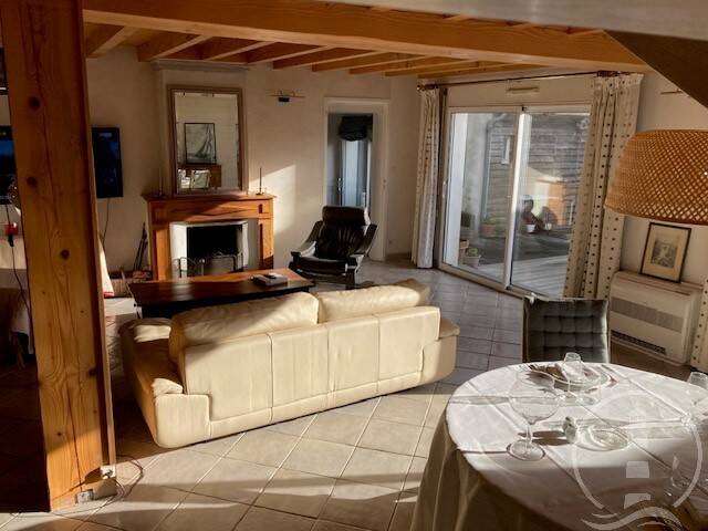 Maison à vendre, 140m², SAINT CLEMENT DES BALEINES