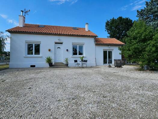 Maison à vendre 264 000 € 4 pièces 1 chambre 86 m² 2 000 m² de terrain Marsac-sur-l'Isle 24430
