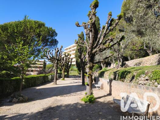 Appartement à vendre 349 000 € 3 pièces 2 chambres 94,4 m² RDC/5 Saint Jean-Saint Christophe Grasse 06130