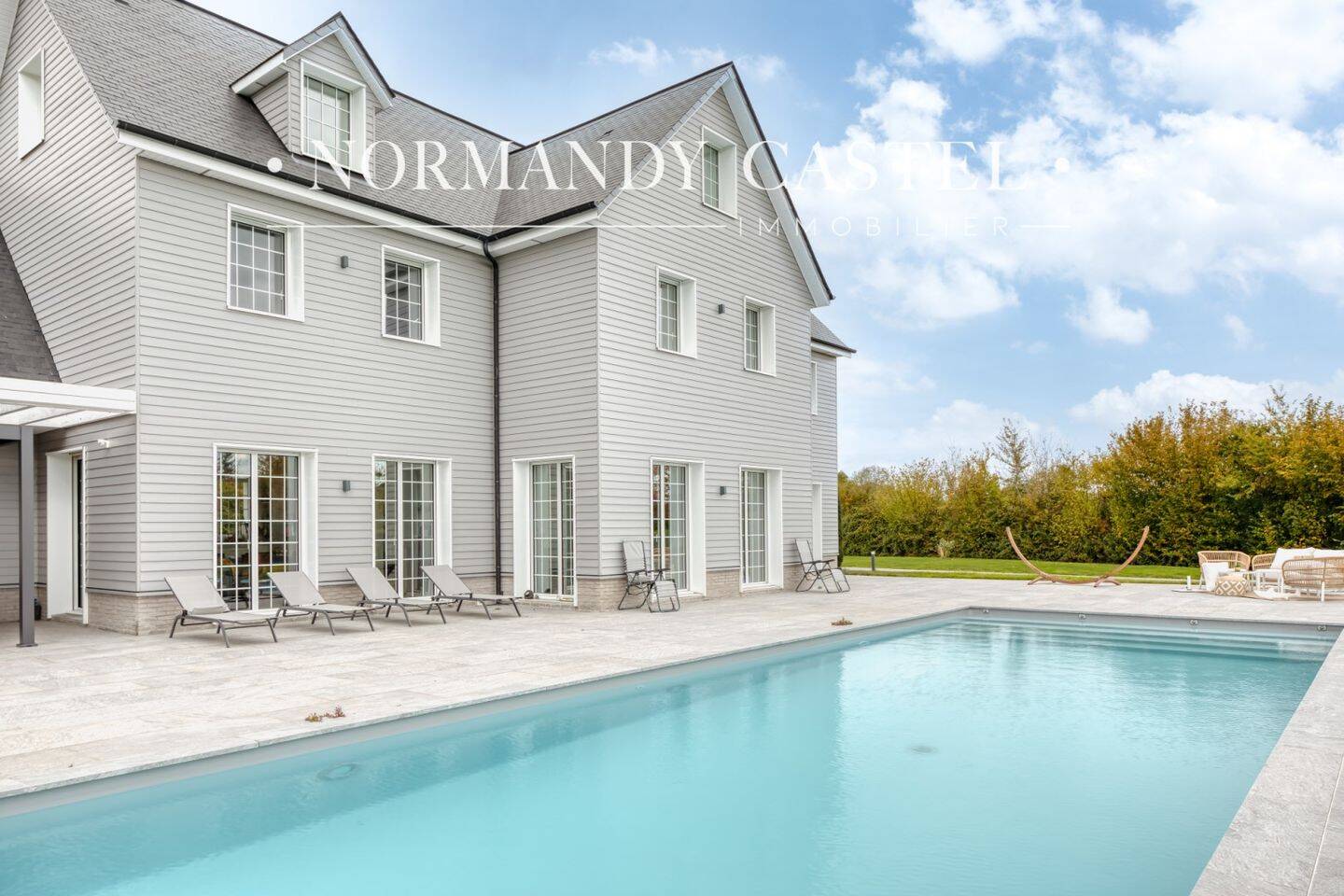 Maison à vendre, 441m², SAINT ETIENNE LA THILLAYE
