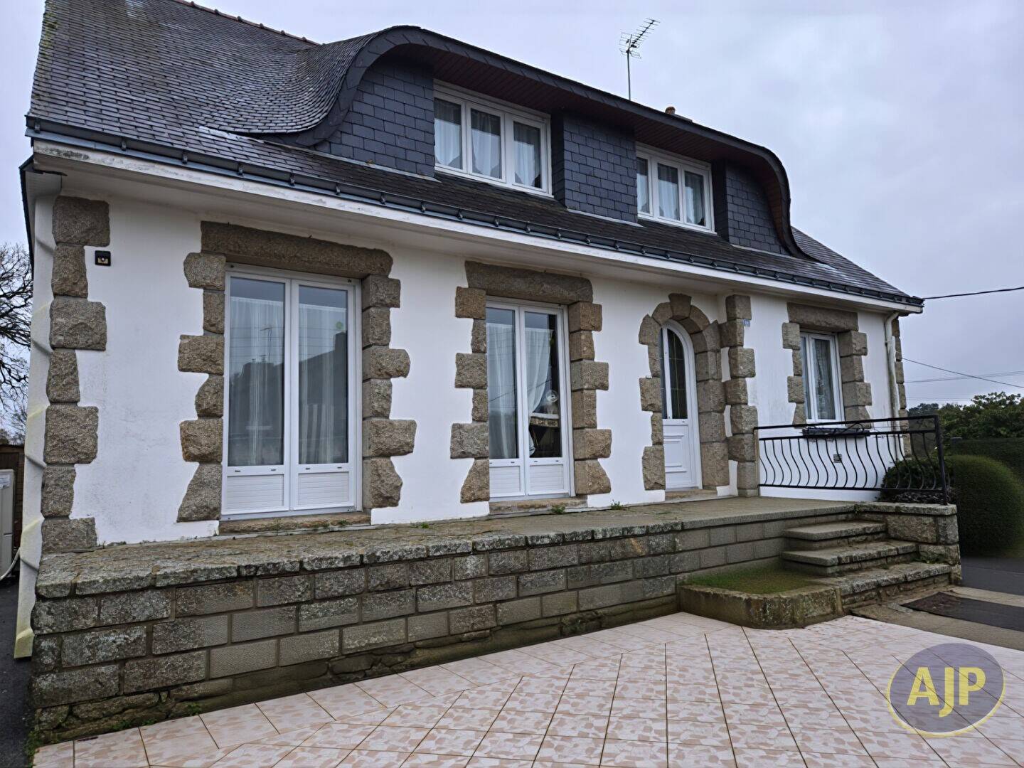 Maison à vendre, 136m², SAINT JEAN BREVELAY