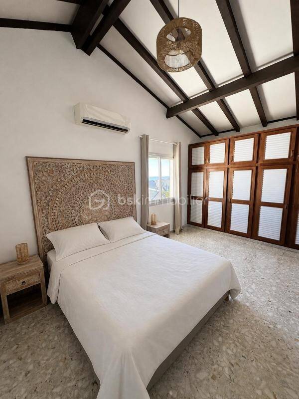 Maison à vendre, 300m², SAINT PAUL