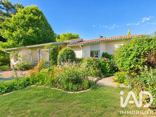 Maison de plain-pied à vendre 529 000 € 5 pièces 4 chambres 146 m² 930 m² de terrain Beausoleil Gradignan 33170