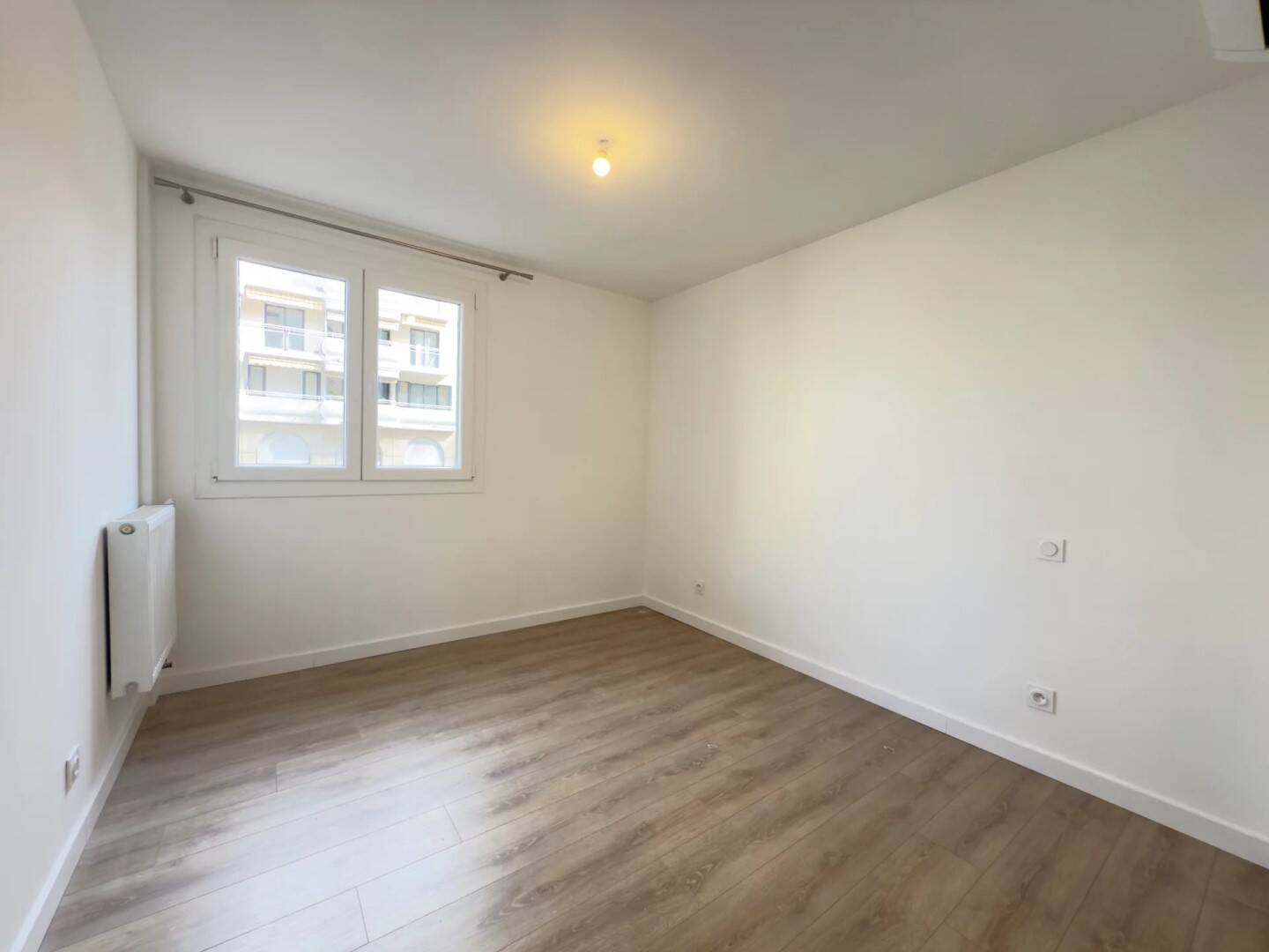 Maison à louer, 43m², JUAN LES PINS