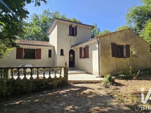 Maison à vendre 289 000 € 6 pièces 3 chambres 135 m² 1 623 m² de terrain La Fenetre Saintes 17100