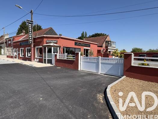 Local commercial à vendre 328 800 € 220 m² de surface de vente Saint-Just-en-Chaussée 60130