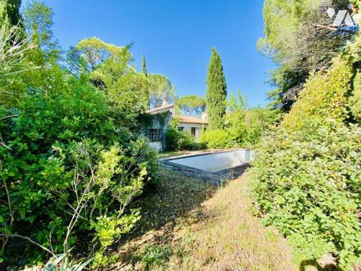 Maison de plain-pied à vendre 450 000 € 5 pièces 4 chambres 1 664 m² de terrain Castries 34160
