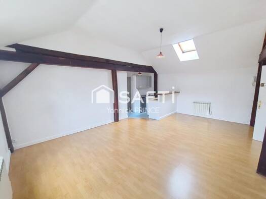 Appartement à vendre 112 000 € 3 pièces 1 chambre 60 m² Étage 1/1 Briand Leclerc Sens 89100