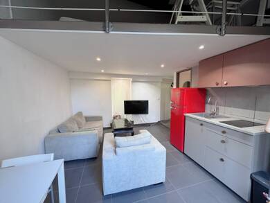 Appartement à louer 590 € 1 pièce 25 m² 3ème étage Bastia 20200