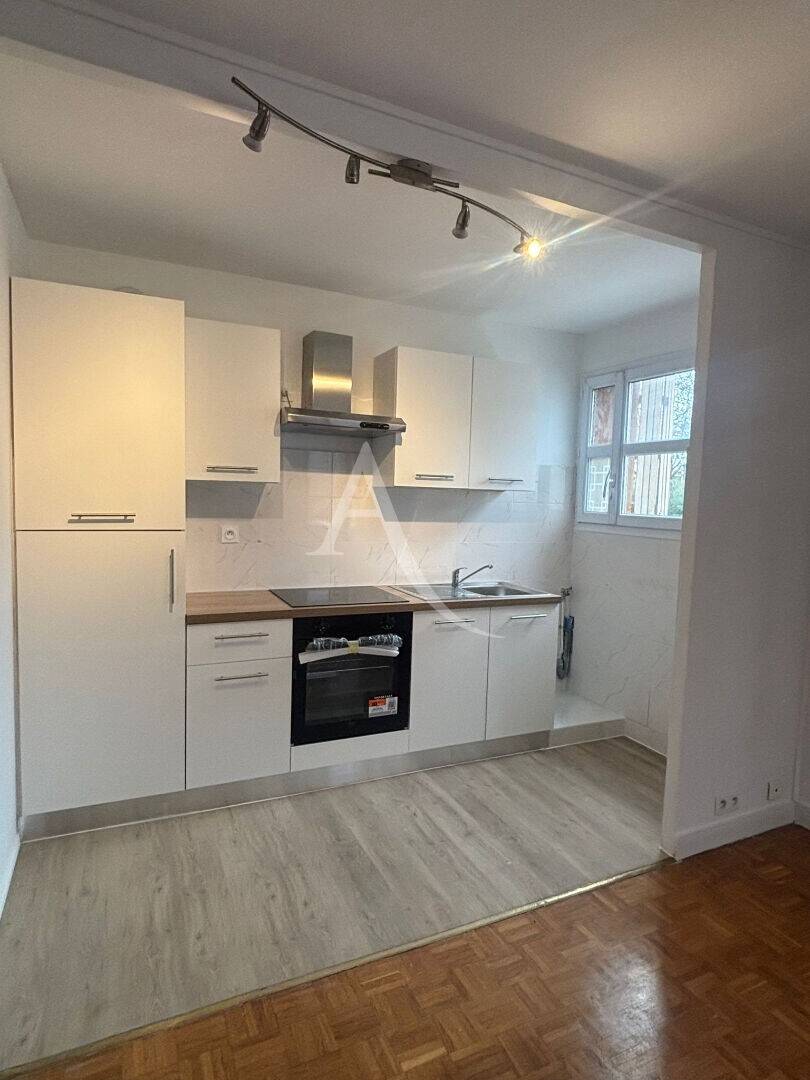 Maison à louer, 42m², VITRY SUR SEINE