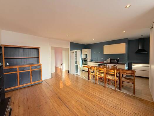 Colocation à louer 800 € 4 pièces 3 chambres 102 m² 1er étage Étauliers 33820