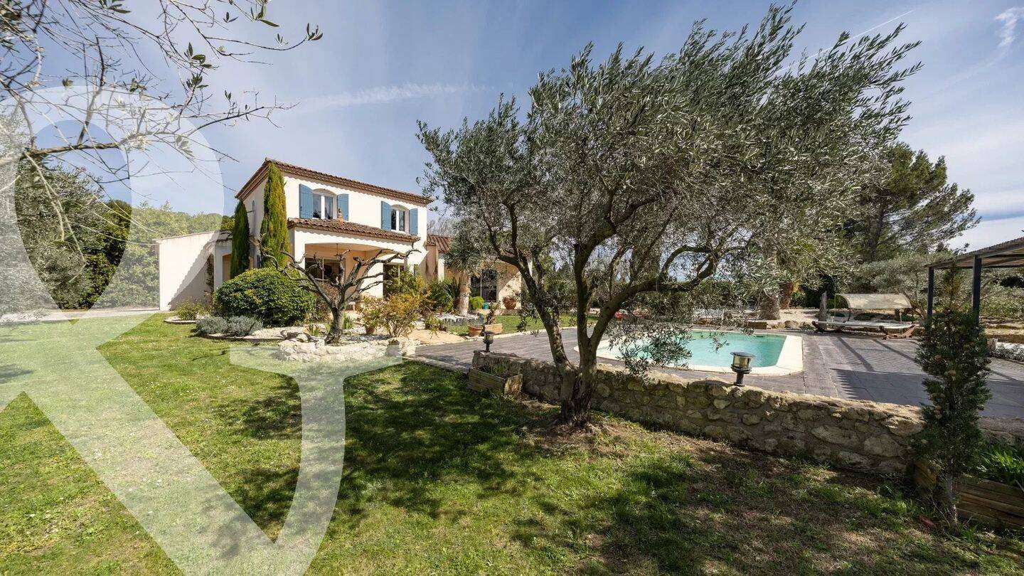 Maison à vendre, 172m², MAUSSANE LES ALPILLES
