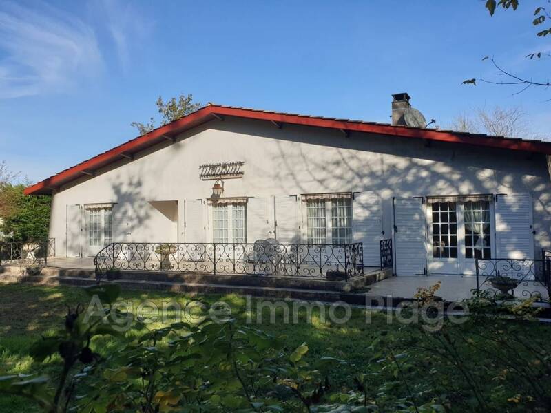 Maison à vendre, 126m², VENDAYS MONTALIVET