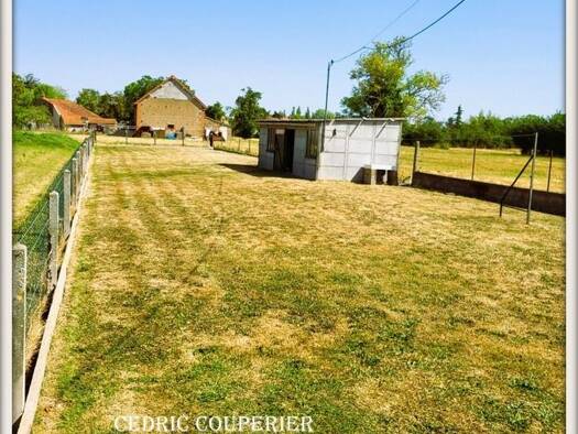 Maison à vendre 162 000 € 2 pièces 2 chambres 70 m² 789 m² de terrain Le Mayet-d'École 03800