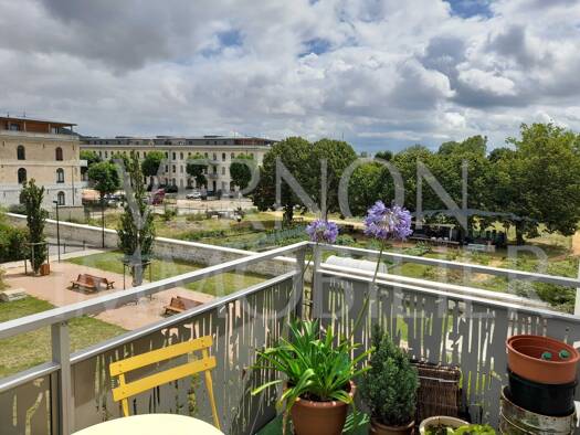 Appartement à vendre 370 000 € 4 pièces 1 chambre 113,6 m² RDC Vernon 27200