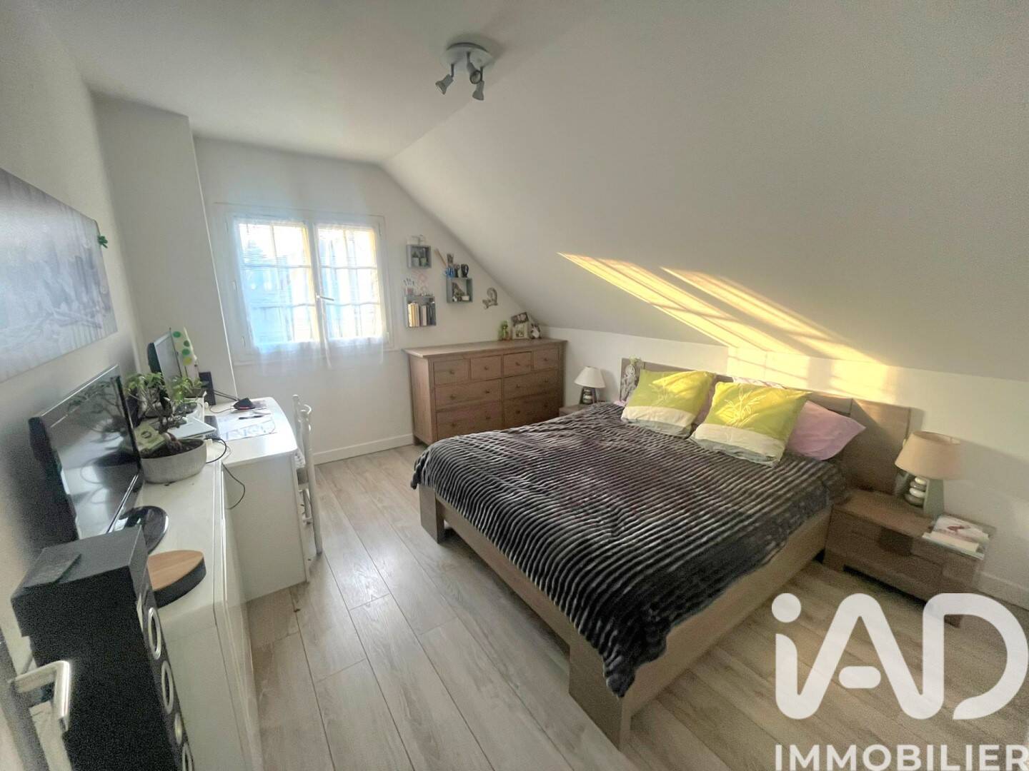 Maison à vendre, 88m², MONTIGNY LES CORMEILLES