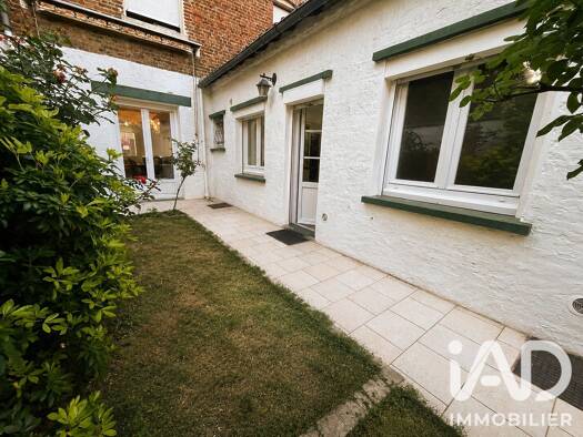 Maison à vendre 180 000 € 8 pièces 5 chambres 94 m² 147 m² de terrain Est Lens 62300
