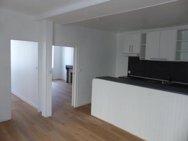 Maison à louer, 45m², COSNE COURS SUR LOIRE