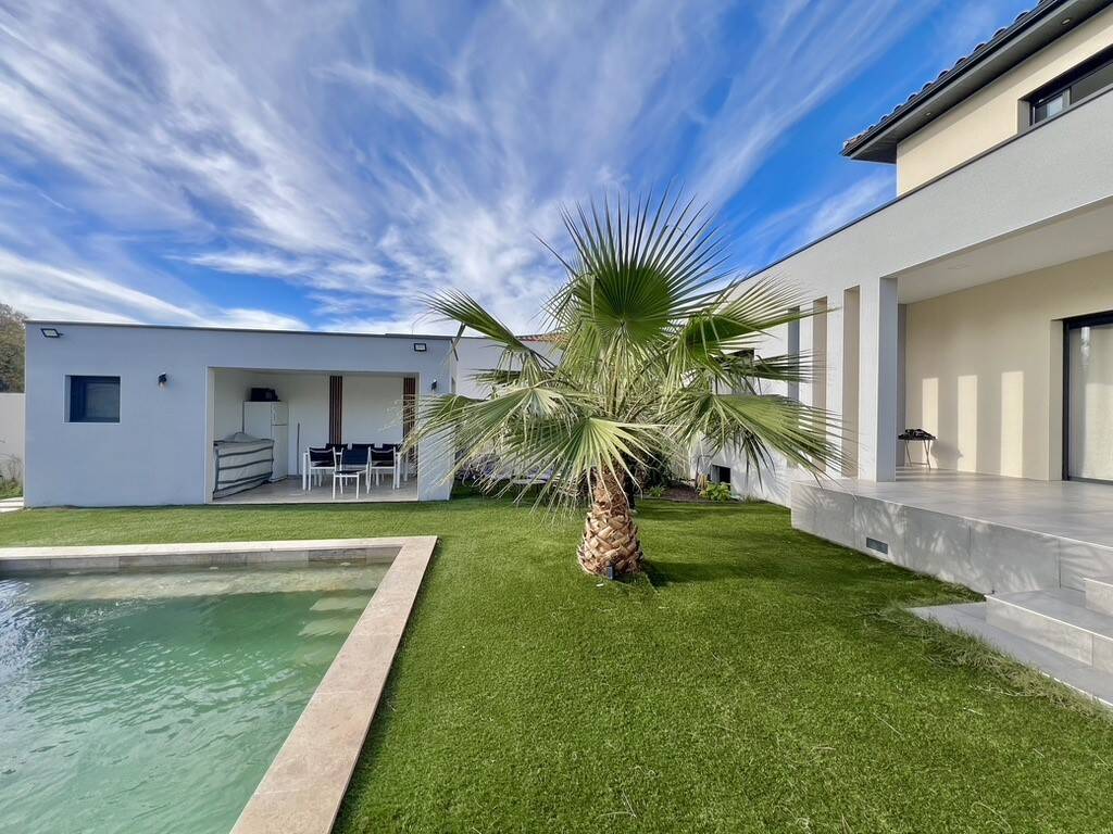 Maison à vendre, 161m², SAINT GENIES DE MALGOIRES