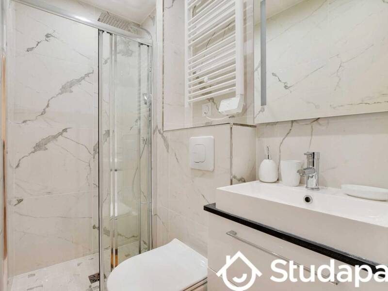 Maison à louer, 44m², PARIS 17E