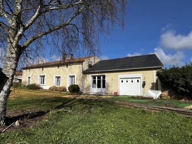 Maison de plain-pied à vendre 148 000 € 4 pièces 3 chambres 120 m² 1 365 m² de terrain Moncontour 86330