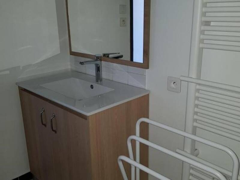 Maison à louer, 57m², SORGUES