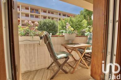 Appartement à vendre 215 000 € 3 pièces 2 chambres 63 m² RDC/5 Les Passons Aubagne 13400