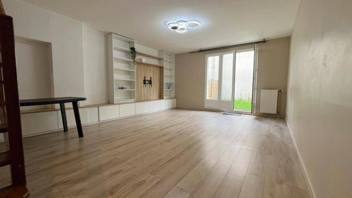 Maison à vendre, 105m², COURCOURONNES